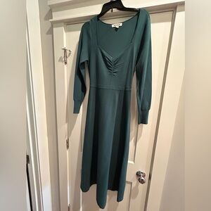 Boden , size 10, Emerald green, sweetheart neckline knit dress with belt.